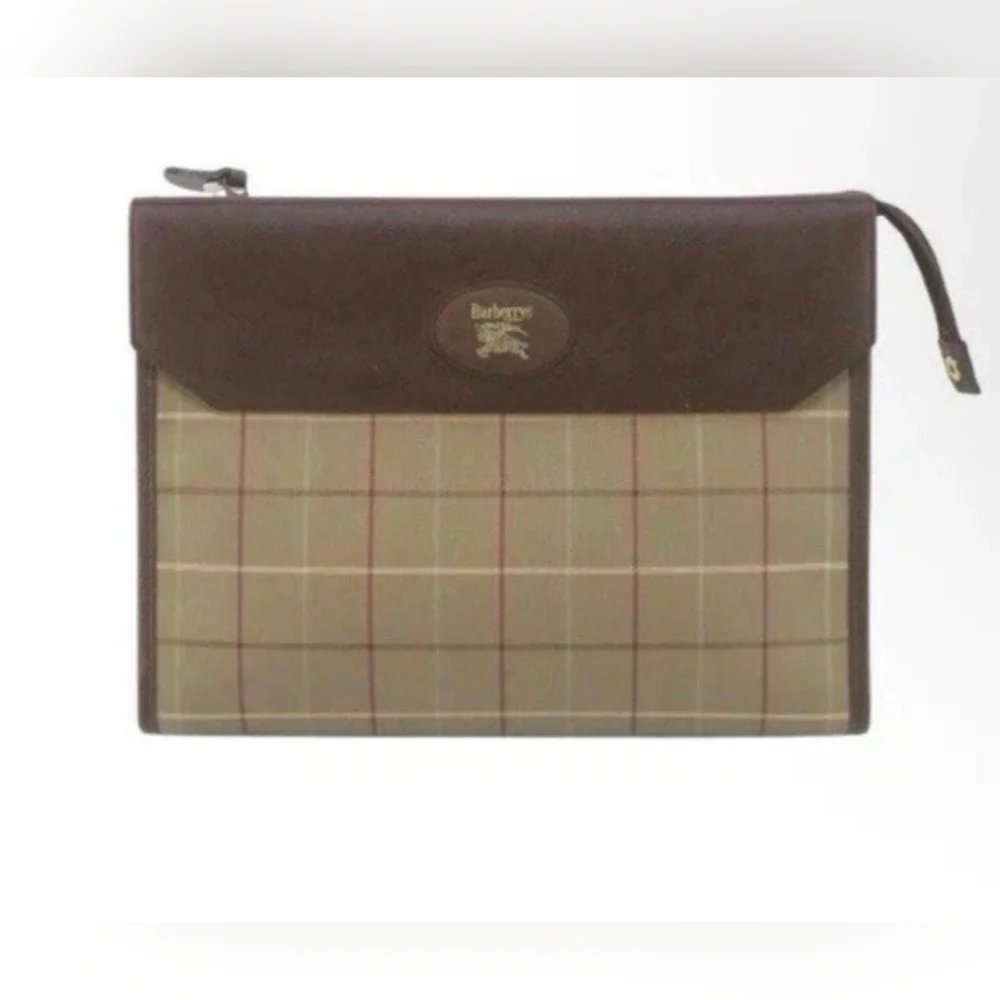 Burberry Nova Check Clutch Vintage Luxury Neutral Leather Classic Plaid Chic